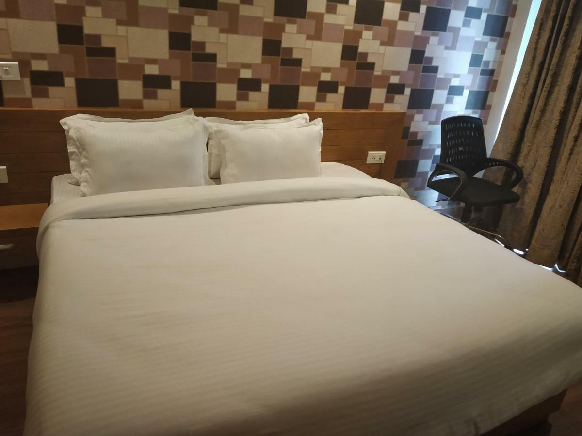 阿克德酒店 穆索里 外观 照片